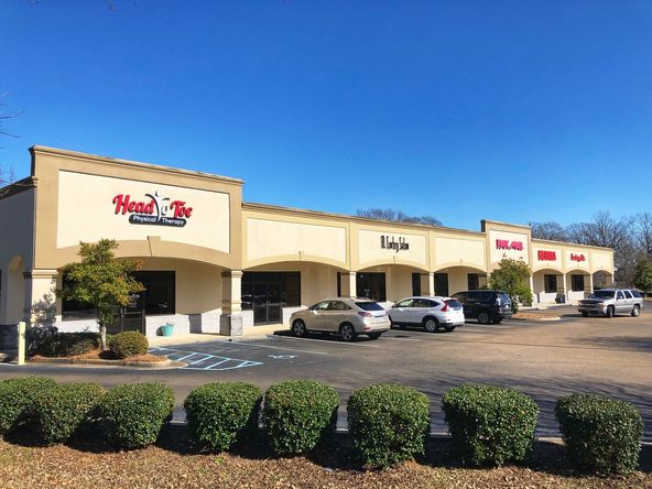 Pear Orchard Plaza: 665 S Pear Orchard Rd, Ridgeland, MS 39157